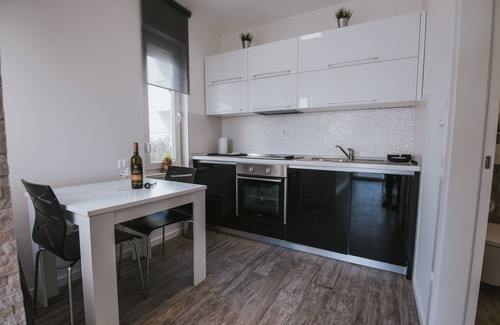 Zrce Casa | Apartments & Rooms Danivan Pool Villas B
