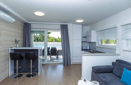 Zrce Casa | Apartments & Rooms Villa Casia