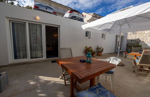 Krizna luka Apartamento | Apartments Small pleasure (89511-A1) - Hvar - island Hvar