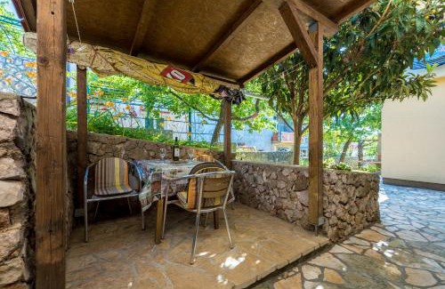 Njivice Apartamento | Apartments Snjezana by El-Pi Tours