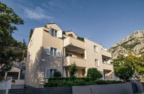 Gradac Apartamento | Apartments SVI-MI