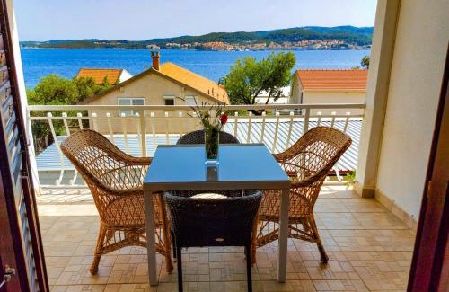 Kuciste Apartamento | Apartments Tatjana