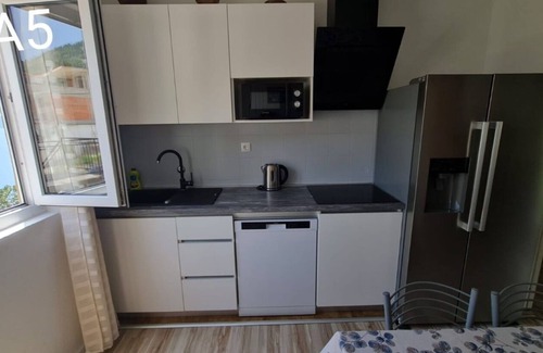 Zivogosce Apartamento | Apartments Tiho (102681-A5) - Zivogosce