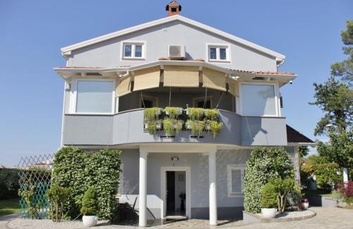 Basanija Casa | Apartments Titonel