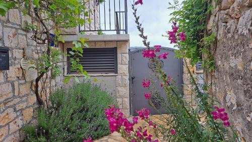 Cove Donja Krusica (Donje selo) Apartamento | Apartments Tomina