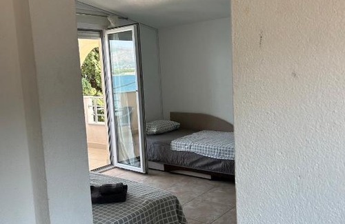Arbanija Casa | Apartments Toni