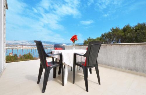 Arbanija Apartamento | Apartments Uljevic-close to the beach