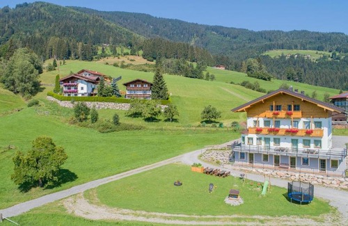 Flachau Apartamento | Apartments Unterfischergut