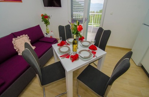 Orebic Apartamento | Apartamentos Vesela - Apartamento de un dormitorio con balcón y vistas al mar