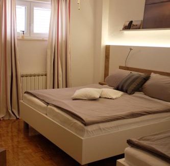 Sveti Filip i Jakov Apartamento | Apartments Villa Agatha