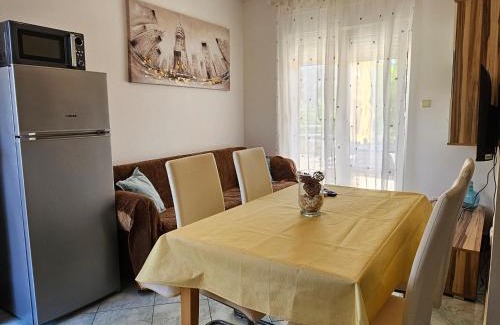 Vinisce Apartamento | Apartments Villa Brudi