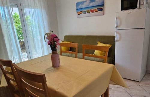 Vinisce Apartamento | Apartments Villa Brudi
