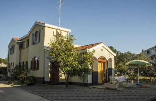 Zdrelac Apartamento | Apartments Villa Višnja