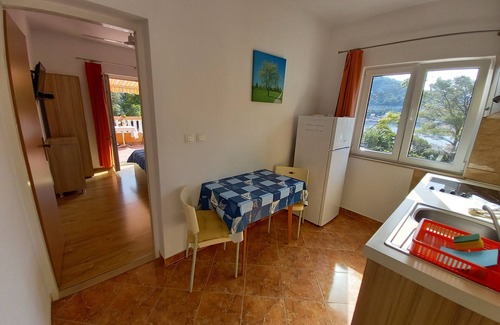 Sobra Apartamento | Apartamentos Vinko Mljet- Apartamento de 1 dormitorio con terraza