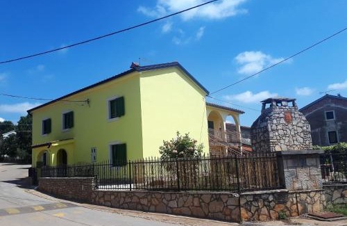 Kastelir Apartamento | Apartments with a parking space Kastelir, Central Istria - Sredisnja Istra - 17528