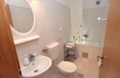 Businci Apartamento | Apartments with a parking space Mavarstica, Ciovo - 11563