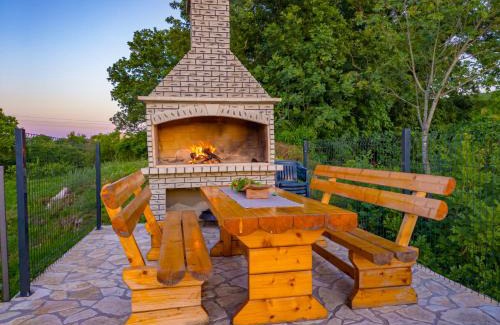 Imotski Apartamento | Apartments with a swimming pool in the Dalmatian Hinterland