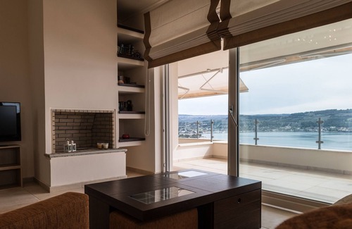 Theologos Apartamento | Apartamentos con confort e increíbles vistas al mar.