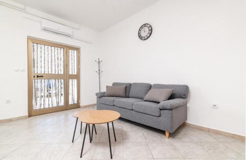 Mali Vareski Apartamento | Apartments with parking spaces ski, Marcana - 24578