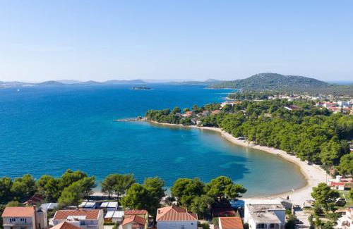 Pirovac Apartamento | Apartments with parking space Pirovac, Sibenik - 15320