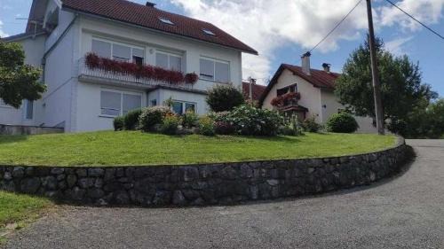 Slunj Apartamento | Apartments with parking space Slunj, Plitvice - 22111