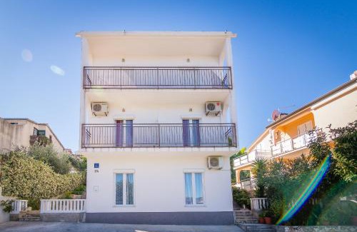 Arbanija Apartamento | Apartments with parking spaces Arbanija, Ciovo - 7543