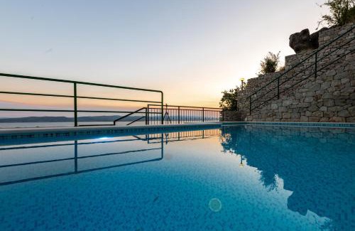 Brela Apartamento | Apartments with pool Maraska