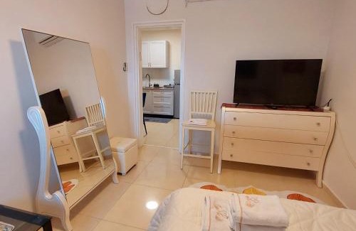 Ashdod Apartamento | apartments with separate kitchen by the sea