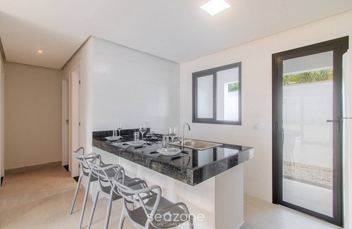 Taperapua Beach Apartamento | Apartments With Swimming Pool 700m From Taperapuan Beach Nvm0009