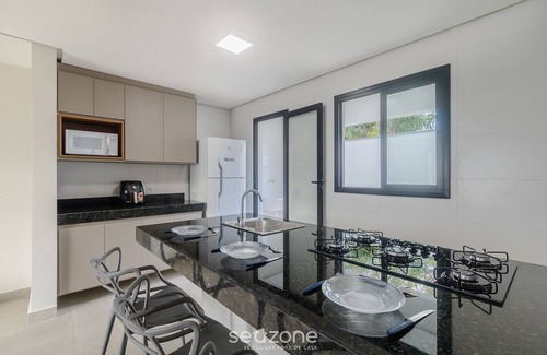 Taperapua Beach Apartamento | Apartments With Swimming Pool 700m From Taperapuan Beach Nvm0009