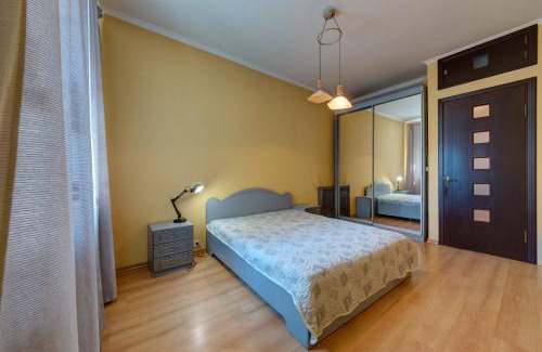 Afanasivsʹkyy Yar Apartamento | Apartments with three rooms on Shevchenko blvd
