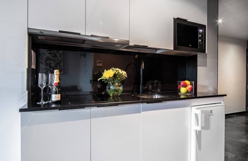 Moncloa-Aravaca Apartamento | Apartosuites Jardines de Sabatini