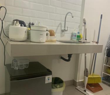 Makassar Apartamento | Apateu Studio Sharia - Unit lengkap, tinggal bawa koper! at Apartemen Bandaraya Tallasa City