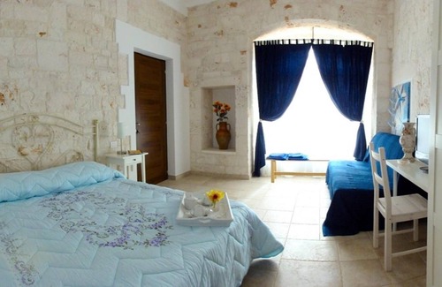 Alcanterini Cama Y Desayuno | Ape Rossa B&B