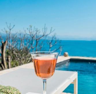 Barbati Apartamento | Aphrodite's maisonette on Corfu island