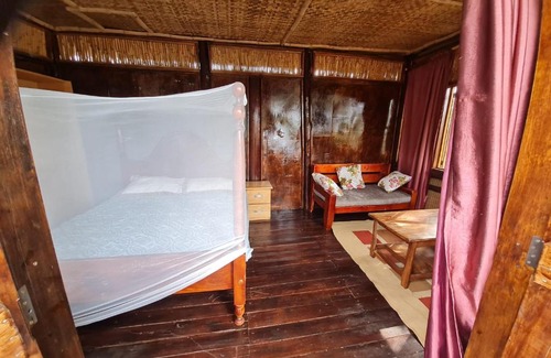 Fort Portal Casa | Apiary Farmstead