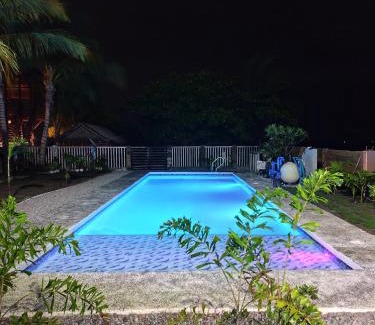 Luzon Complejo | Apo Breeze Resort