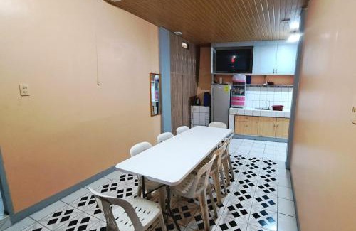 Baguio Apartamento | Apo licz Family Room 1B