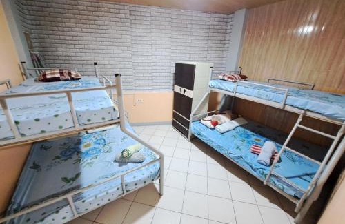 Baguio Apartamento | Apo licz Family Room 1B