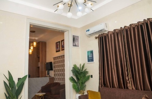 Orozo Apartamento | Apo Resettlement Retreat in Abuja