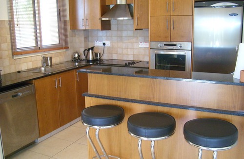Pervolia Villa | Apollon Villa junto al mar con piscina privada, cerrada Private Road en Zona tranquila