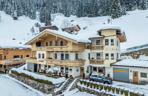 Hippach-Schwendberg Apartamento | App. Ahornblick in Ferienhaus Johanna - near the gondola lift