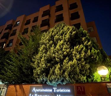 Rejas Apartamento | App Dichtbij vliegveld, Madrid centrum en IFEMA