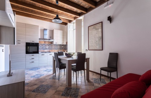 Oristano Historic Centre Apartamento | apartamento céntrico para 6 personas con jacuzzi y piscina