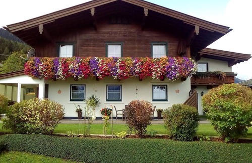 Rain Apartamento | App. Kaiserblick / Fewo, ducha, inodoro, habitaciones con 2 camas - Ferienwohnungen Steidl