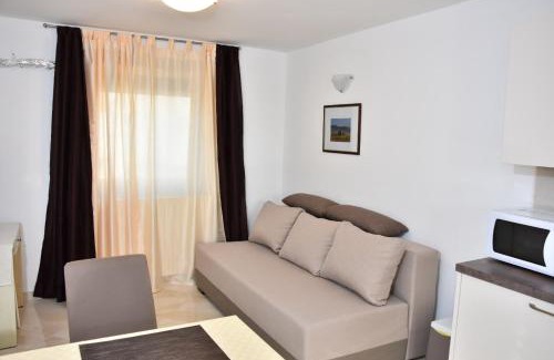 Vrvari Apartamento | App Roko