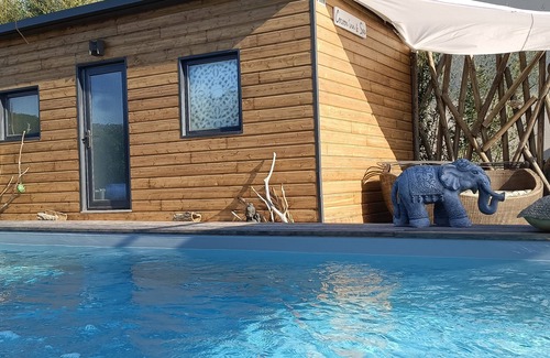 Saint-Saturnin-les-Avignon Apartamento | Appartement Cosy Avec Option SPA