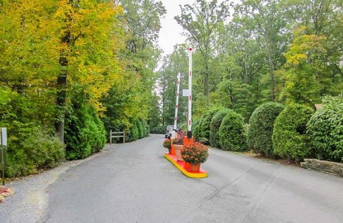 Hamburg Otro | Appalachian Camping Resort Cottage 1