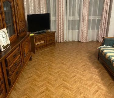 Ecouen Apartamento | Apparemment 1 chambre proche gare