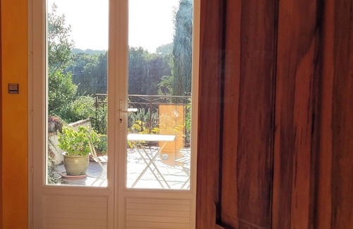 Mondragon Apartamento | Apparently T2 in house in the middle of the vineyards